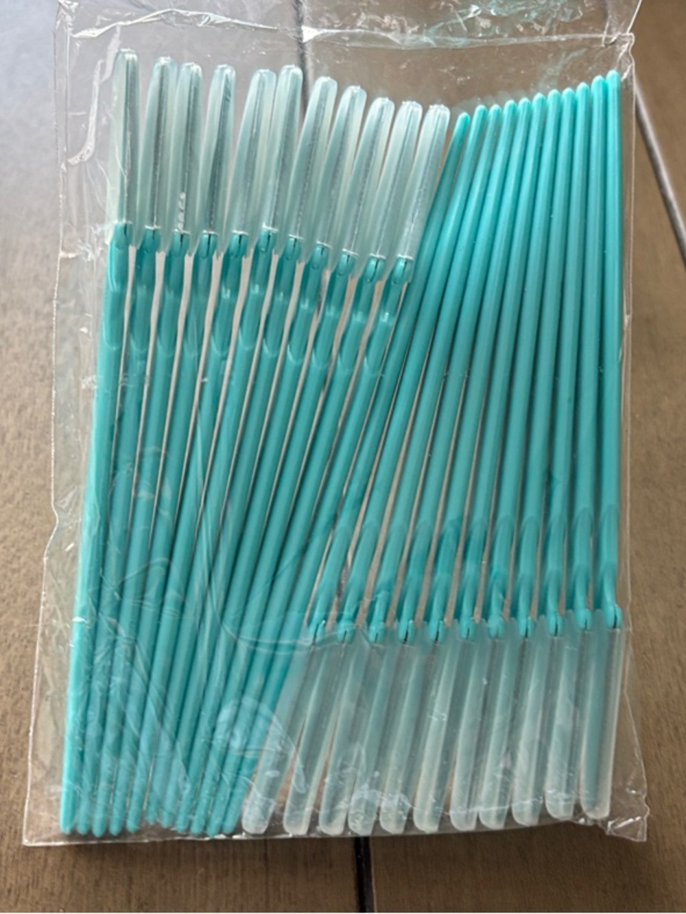 Disposable Eyebrow Razors - Pack of 22